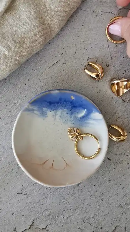 Kup online Ceramiczny talerzyk Wave
