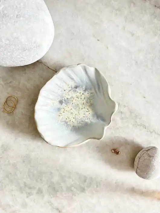 Ceramiczna muszla S - talerzyk na biżuterię Super okazja