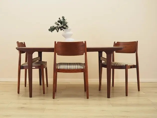 Stół tekowy, duński design, lata 70, projektant Johannes Andersen Nowy
