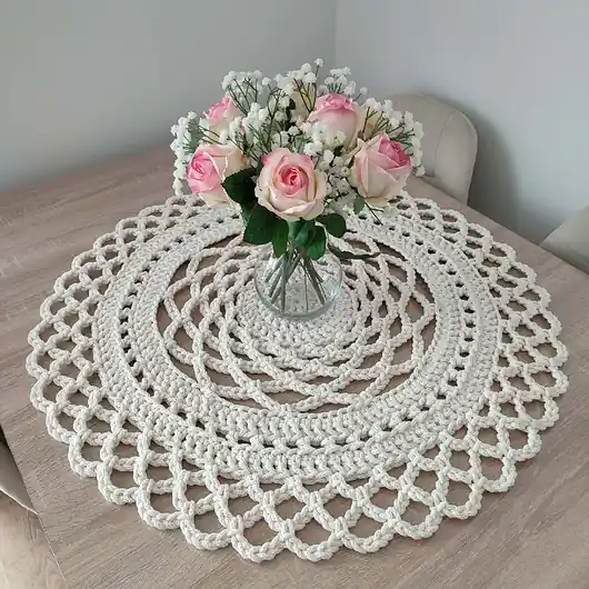 Serweta szydełkowa ozdobna ze sznurka 75cm Oferta limitowana