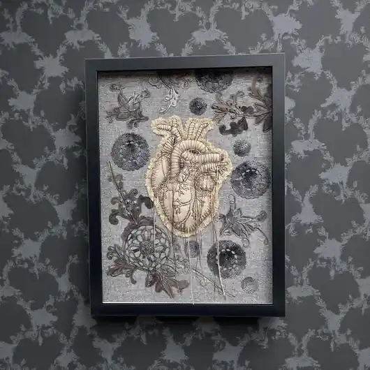 Ekspresowa dostawa Obraz malowany i haftowany serce anatomiczne 3D.