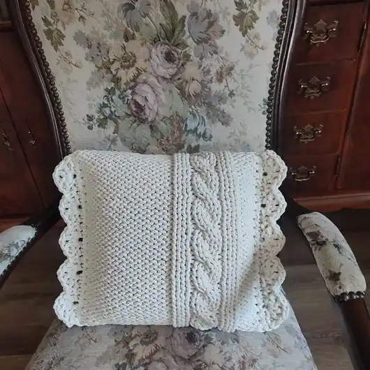 Poduszka z warkoczem 40cmx40cm Niska cena
