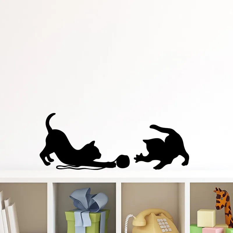 Bestseller Naklejka Ambiance Cats playing with the ball Bonami