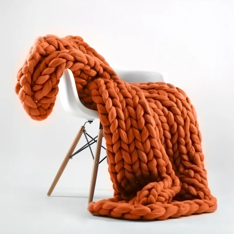 Wyprzedaż Pomarańczowy ręcznie tkany koc z wełny merino Concepttual Chunky, 125x130 cm Bonami