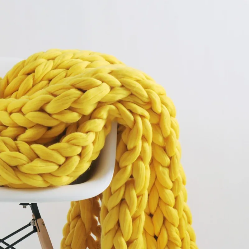 Żółty ręcznie tkany koc z wełny merino Concepttual Chunky, 125x130 cm Bonami Nowy
